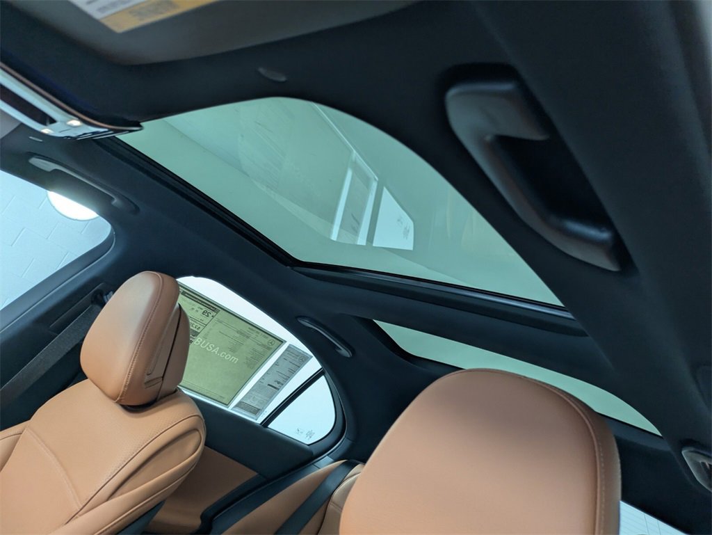 New 2025 Mercedes-Benz C 300 Sedan image 9