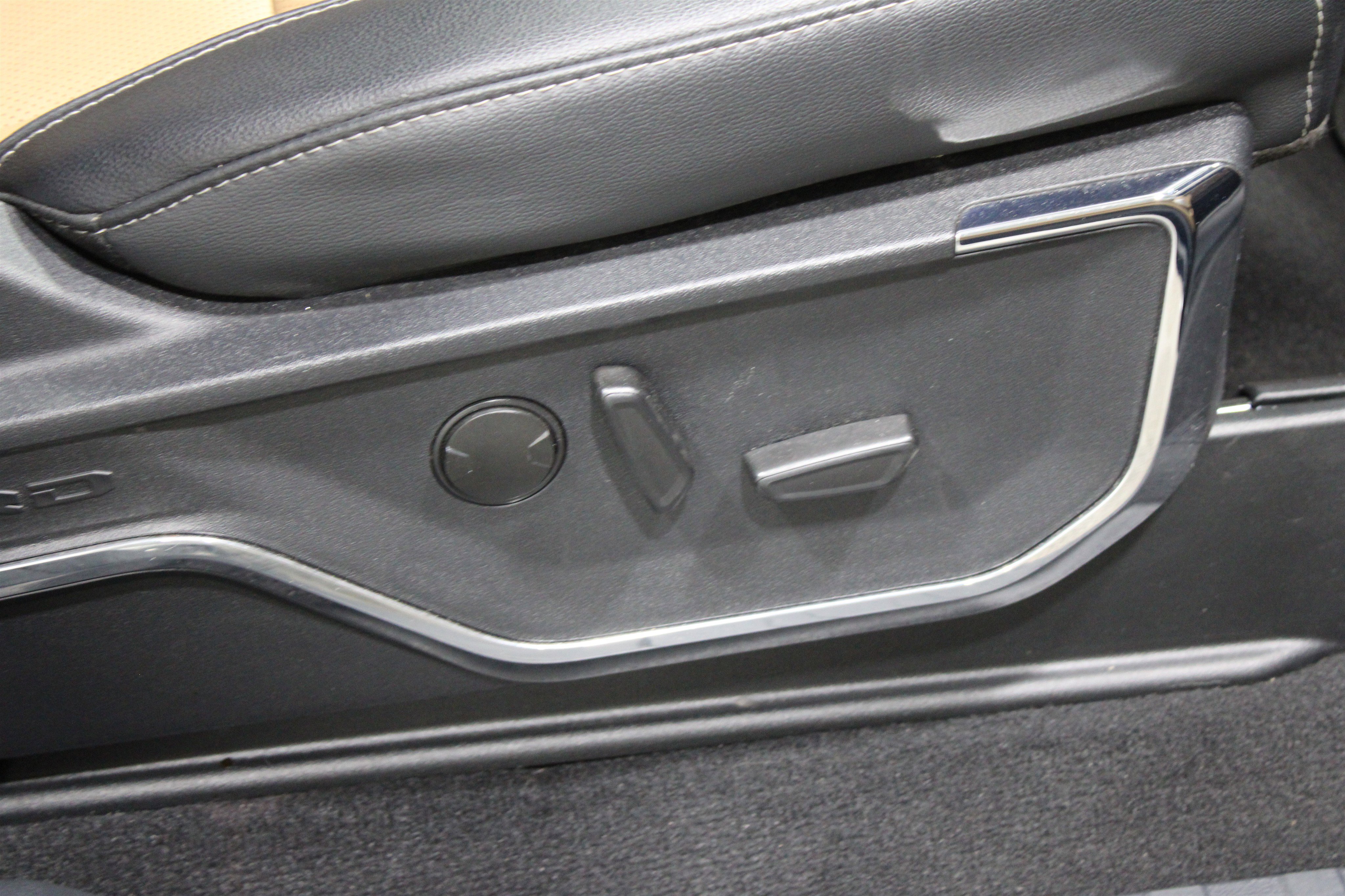 Used 2023 Ford F250 Lariat w/ Lariat Ultimate Package image 26