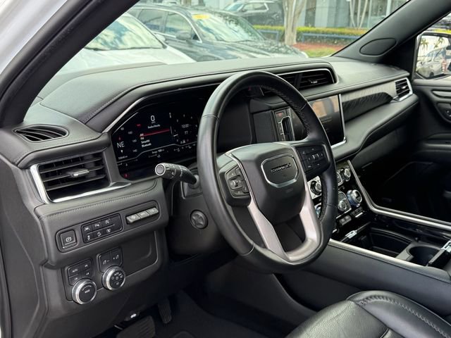 Used 2023 GMC Yukon Denali AWD/4WD image 12
