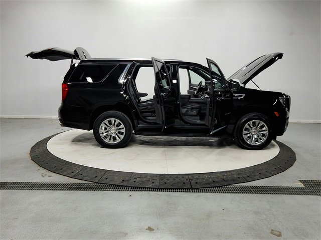 Used 2024 GMC Yukon Denali image 16