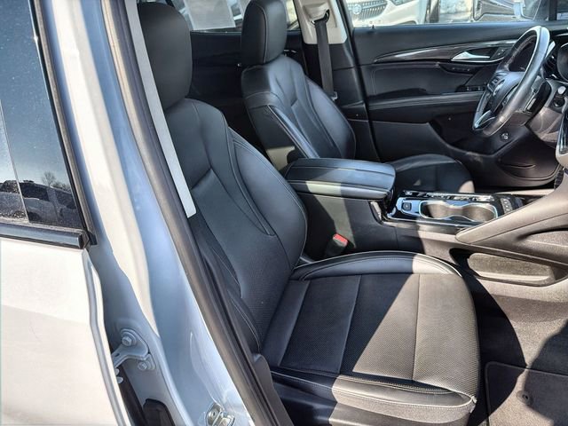 Used 2021 Buick Envision Essence w/ Sport Touring Package image 26