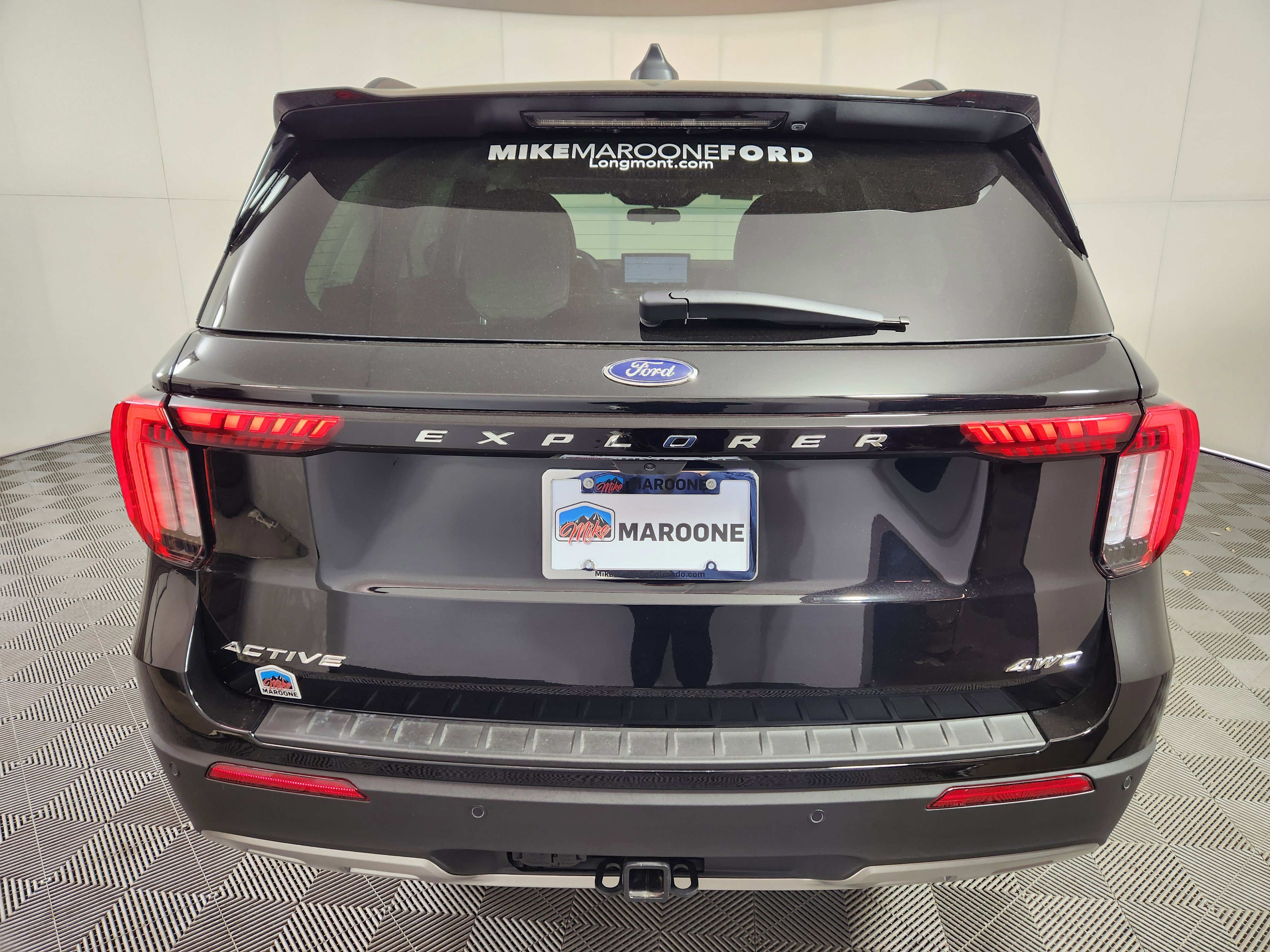 New 2025 Ford Explorer Active w/ Active Comfort Package image 6