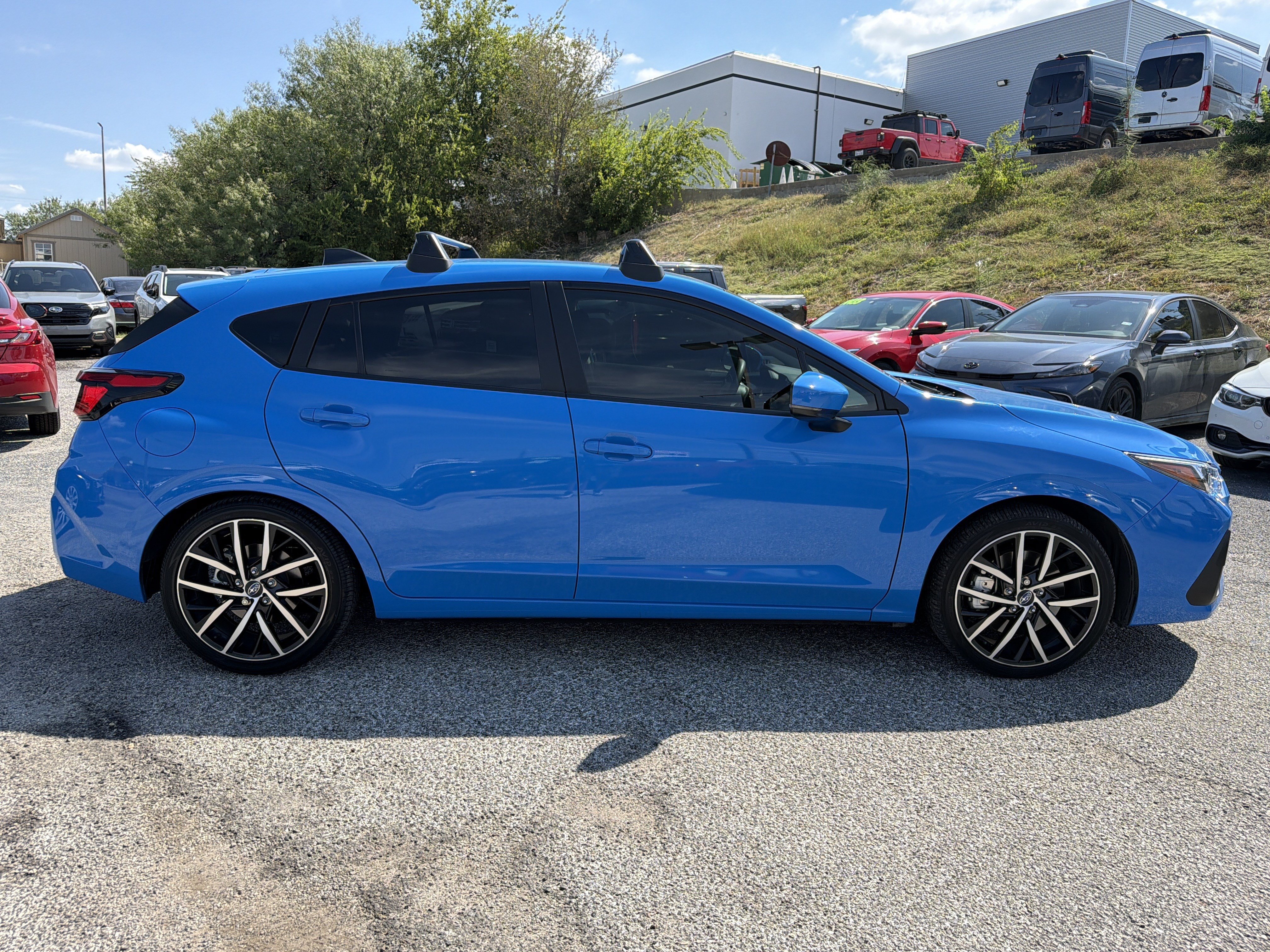 Used 2024 Subaru Impreza 2.0i Sport AWD/4WD image 2