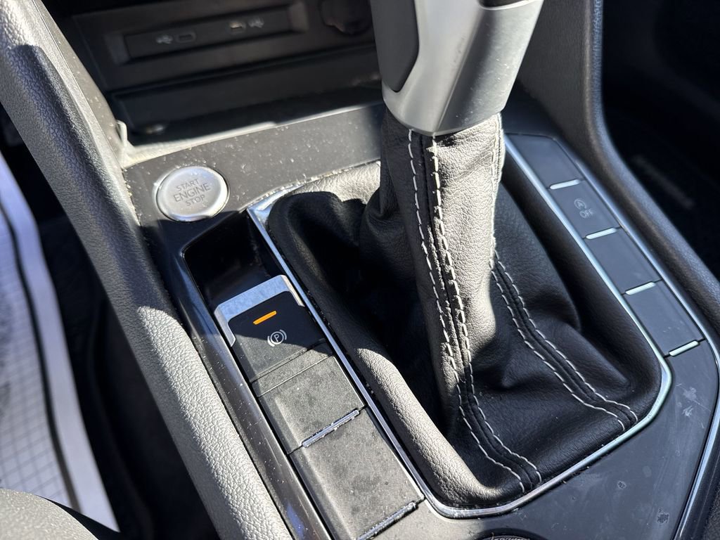 Certified 2023 Volkswagen Tiguan SE image 32