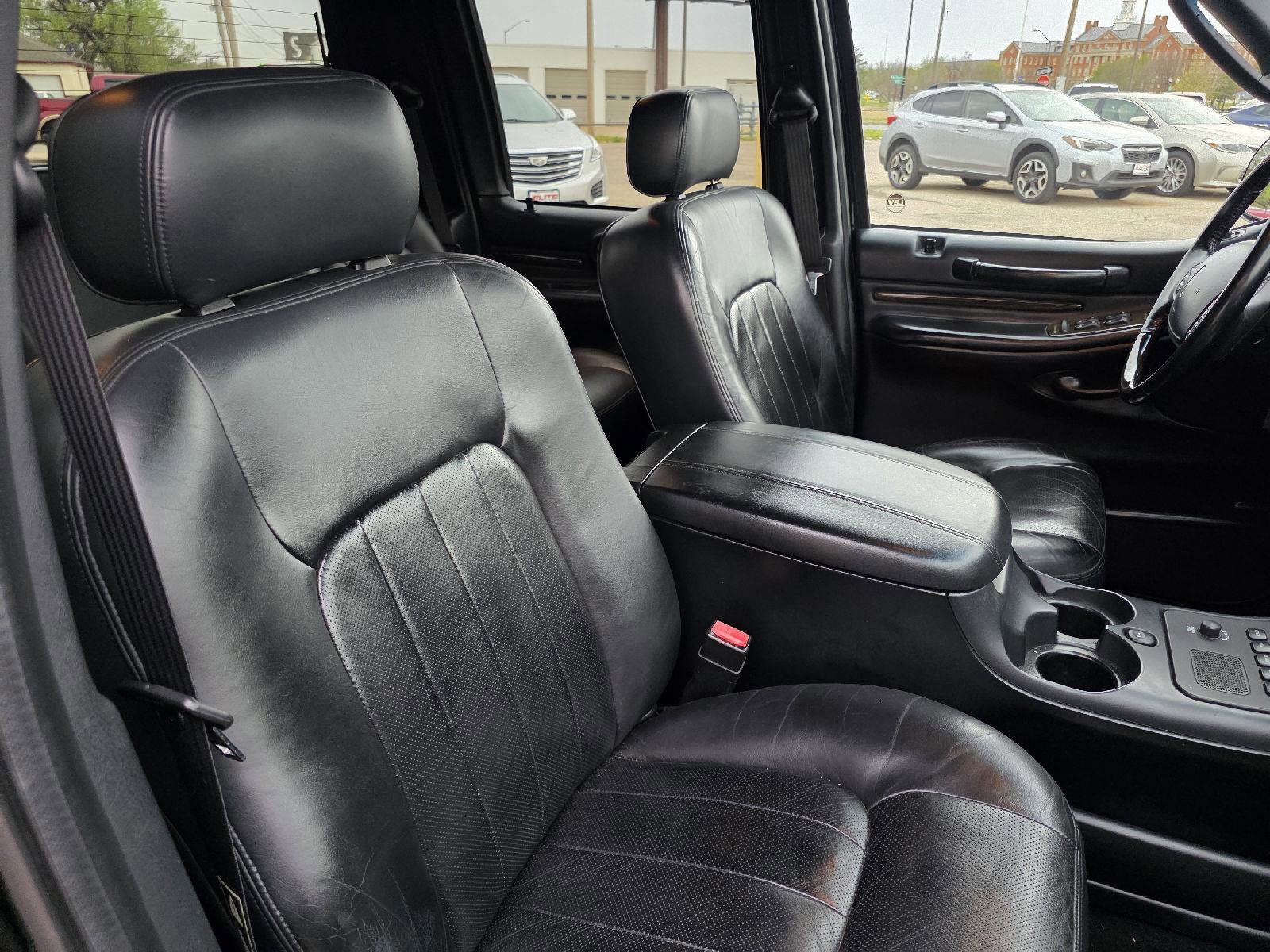 Used 2002 Lincoln Blackwood image 34