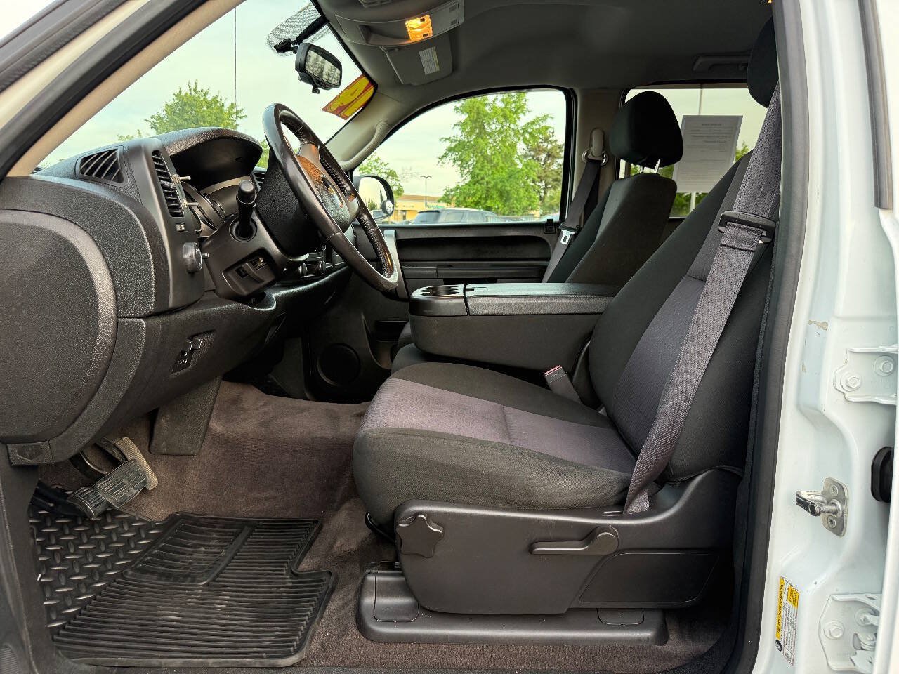 Used 2014 Chevrolet Silverado 2500 LT AWD/4WD image 8