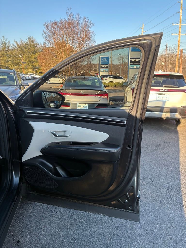 Used 2023 Hyundai Tucson Limited image 47