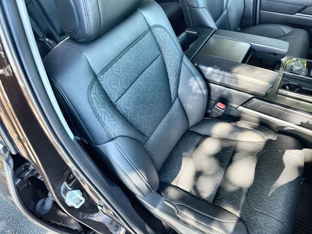 Used 2023 Toyota Sequoia Platinum image 34