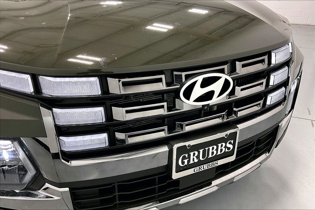 Used 2025 Hyundai Santa Cruz Limited image 38