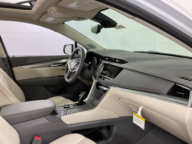 New 2026 Cadillac XT5 Premium Luxury w/ LPO, Floor Liner Package FWD image 26