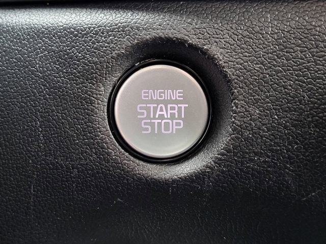 Used 2024 Kia Sorento S image 12