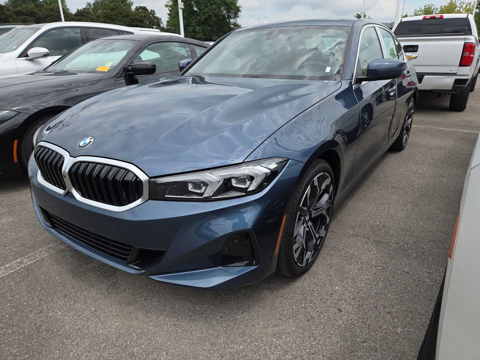 New 2026 BMW 330i xDrive Sedan w/ Premium Package AWD/4WD image 6