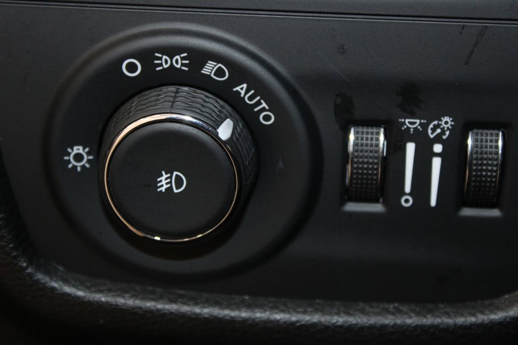 Used 2023 Jeep Grand Cherokee L Limited image 52