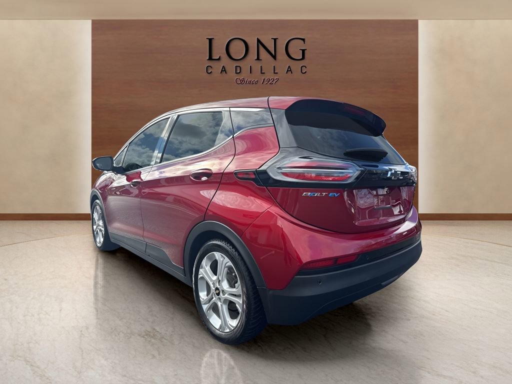 Used 2022 Chevrolet Bolt LT FWD image 3