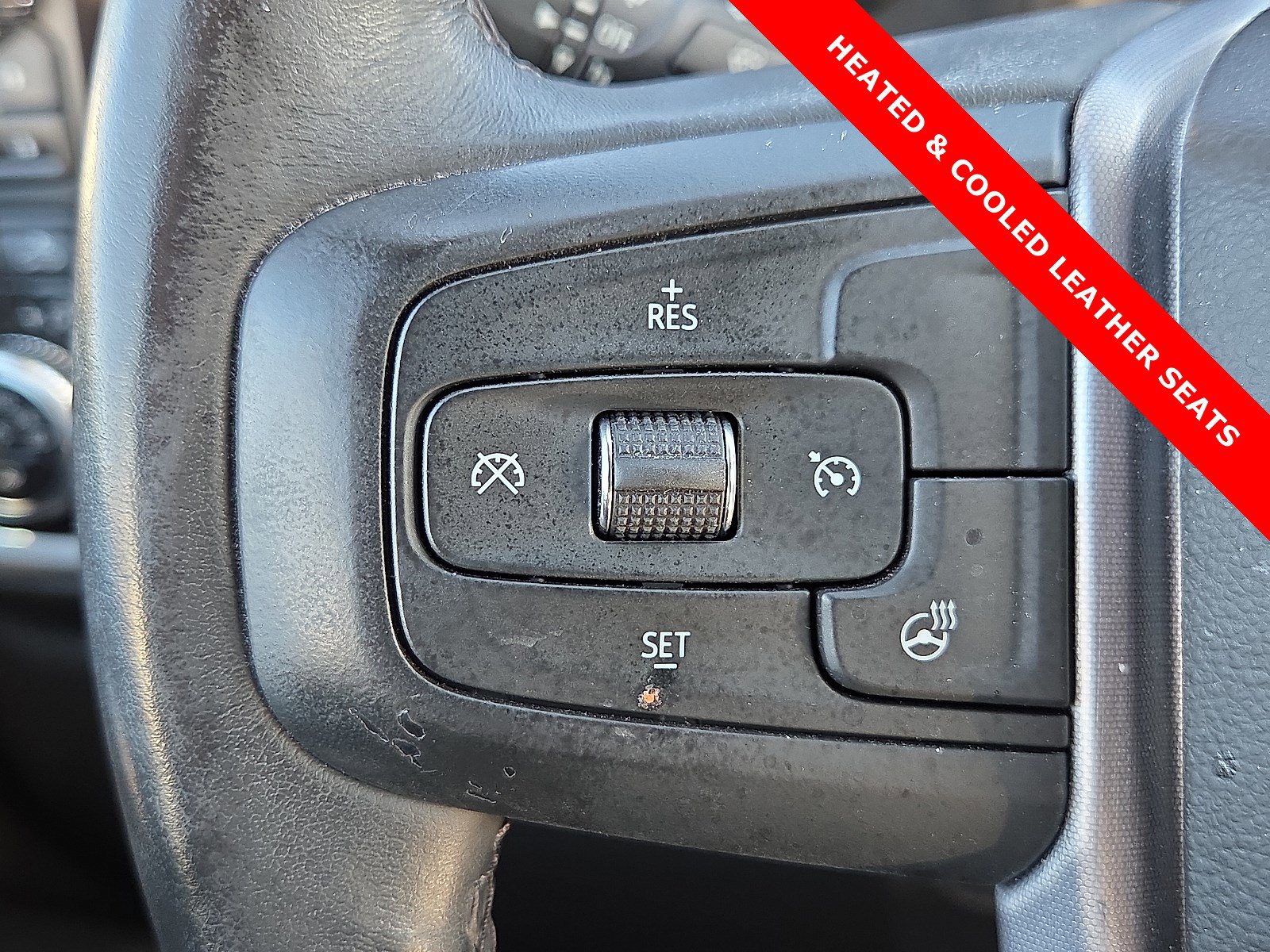 Used 2022 GMC Sierra 1500 SLT w/ SLT Premium Package image 21