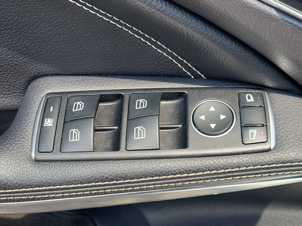 Used 2019 Mercedes-Benz CLA 250 4MATIC image 11