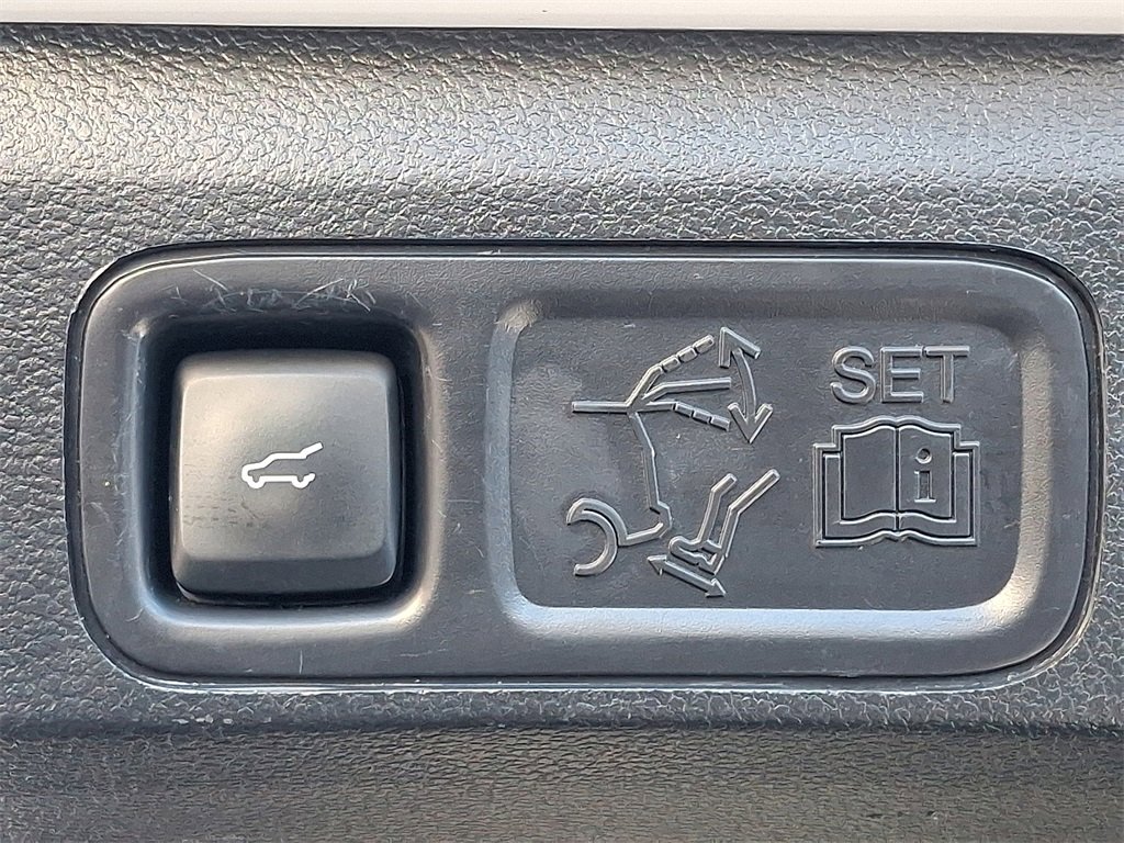 Certified 2023 Ford Expedition Limited image 29