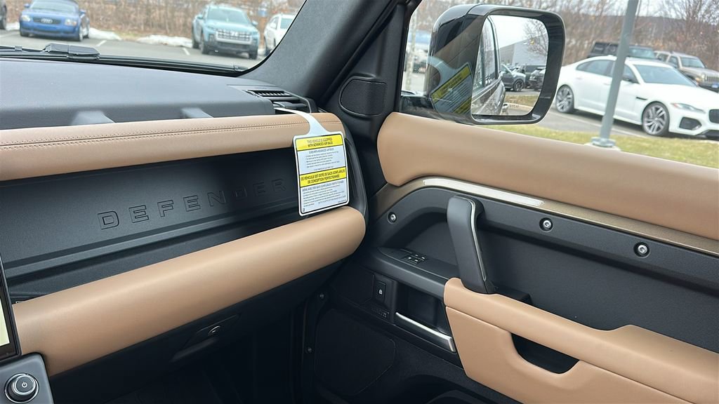 New 2026 Land Rover Defender 110 X-Dynamic SE image 19