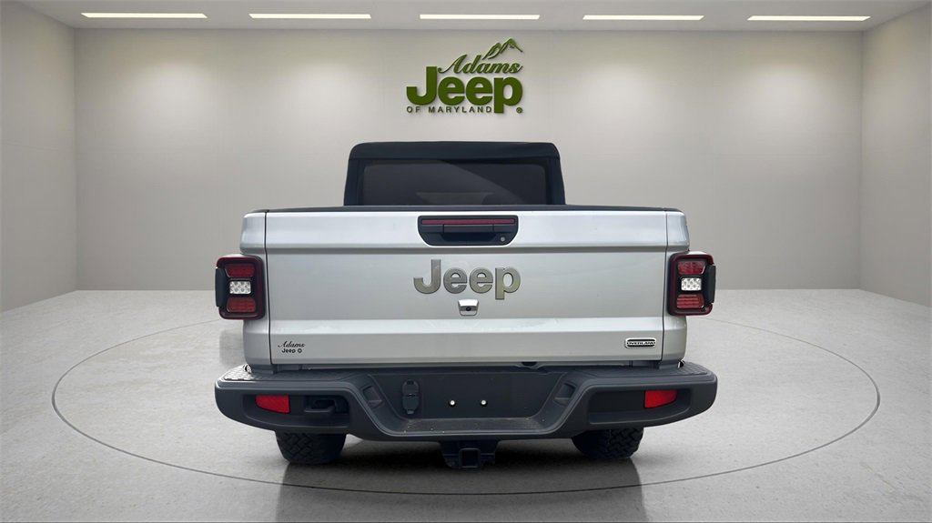 Used 2022 Jeep Gladiator Overland w/ Popular Equipment Package image 5