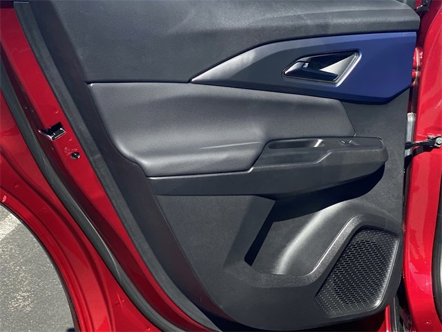 Used 2025 Chevrolet Equinox EV LT image 26