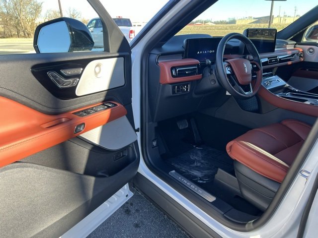 New 2026 Lincoln Aviator Reserve image 10