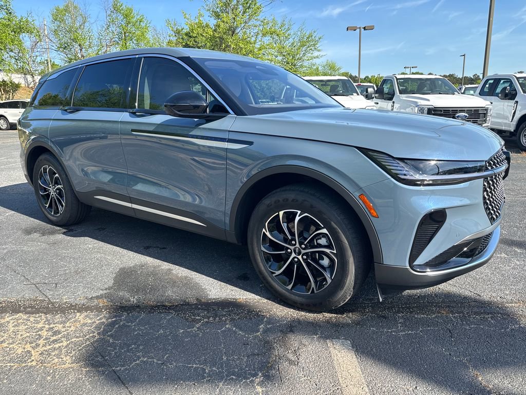 Used 2025 Lincoln Nautilus Premier