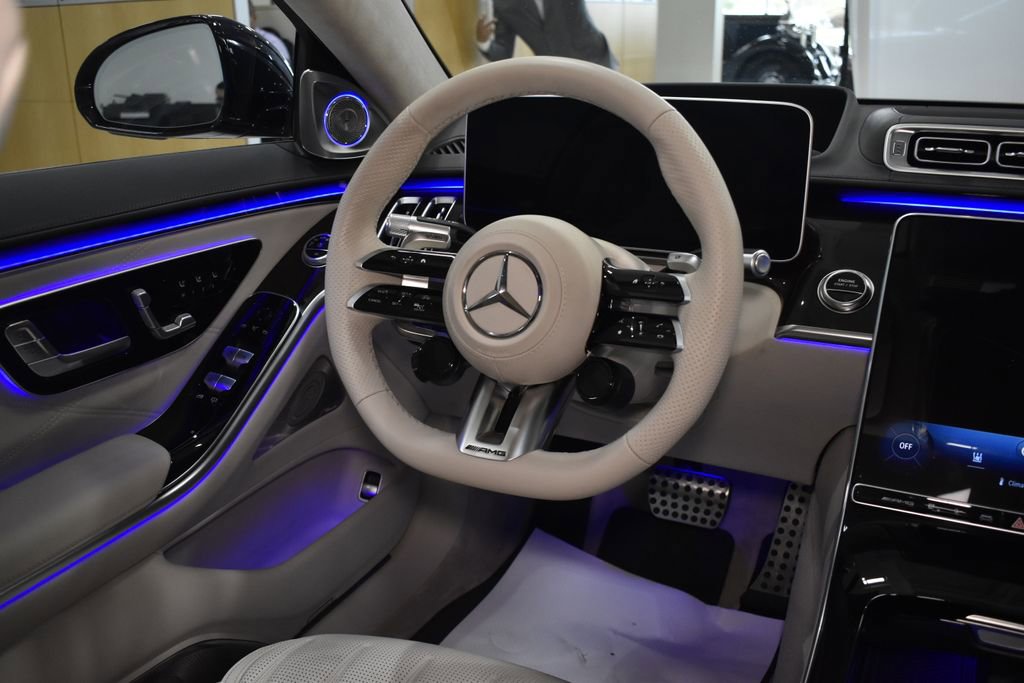 Certified 2025 Mercedes-Benz S 63 AMG S image 30