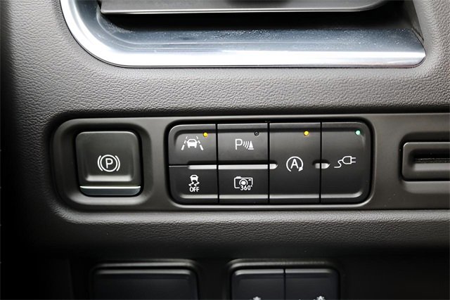 Used 2022 GMC Yukon XL SLT w/ SLT Luxury Package image 20