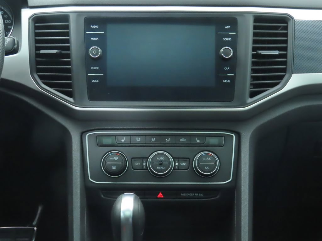 Used 2021 Volkswagen Atlas Cross Sport SE w/ Panoramic Sunroof Package image 14