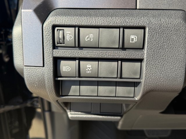 New 2026 Toyota 4Runner SR5 AWD/4WD image 17