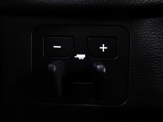 Used 2025 Toyota Tundra Limited image 31