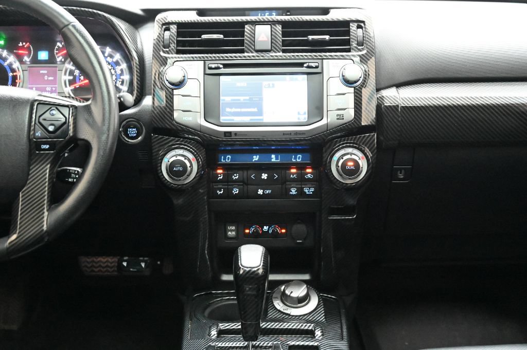 Used 2018 Toyota 4Runner Limited AWD/4WD image 28