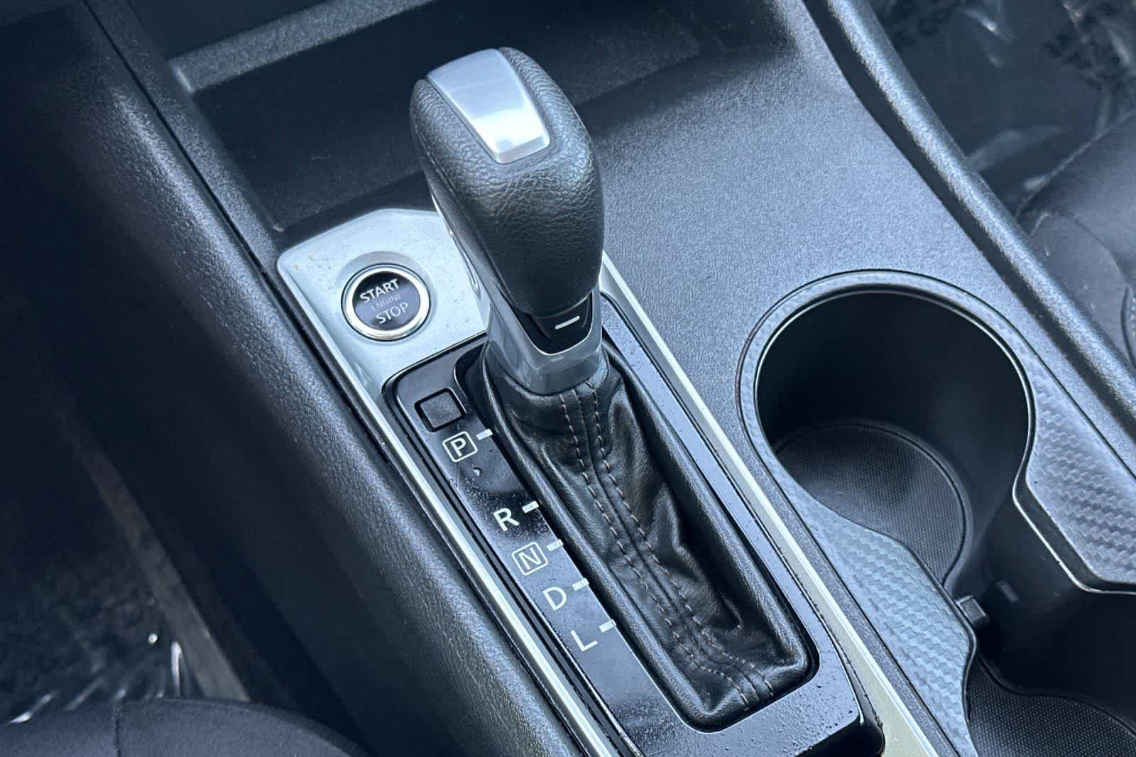 Used 2025 Nissan Altima 2.5 SV FWD image 22