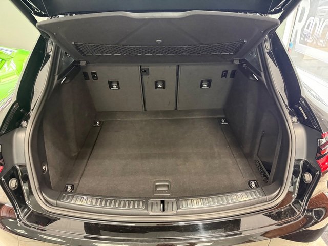 Used 2018 Porsche Macan AWD/4WD image 14