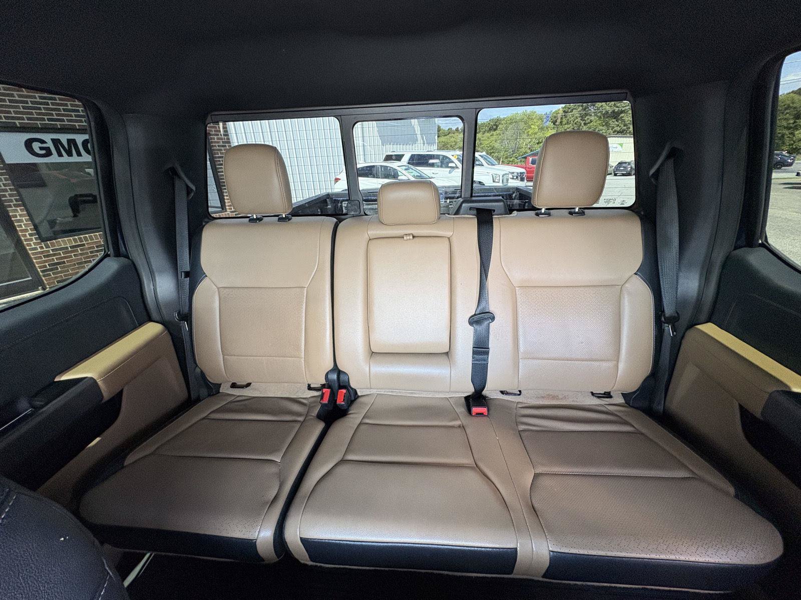 Used 2022 Ford F150 Lariat w/ Trailer Tow Package AWD/4WD image 11