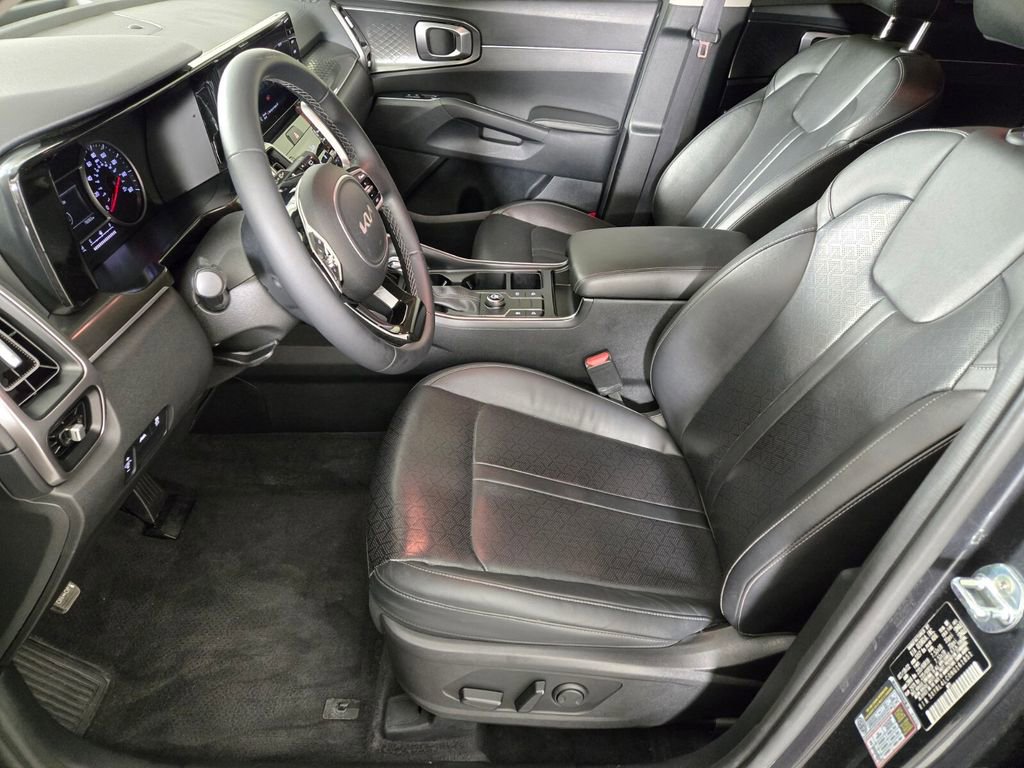 Used 2022 Kia Sorento S FWD image 15