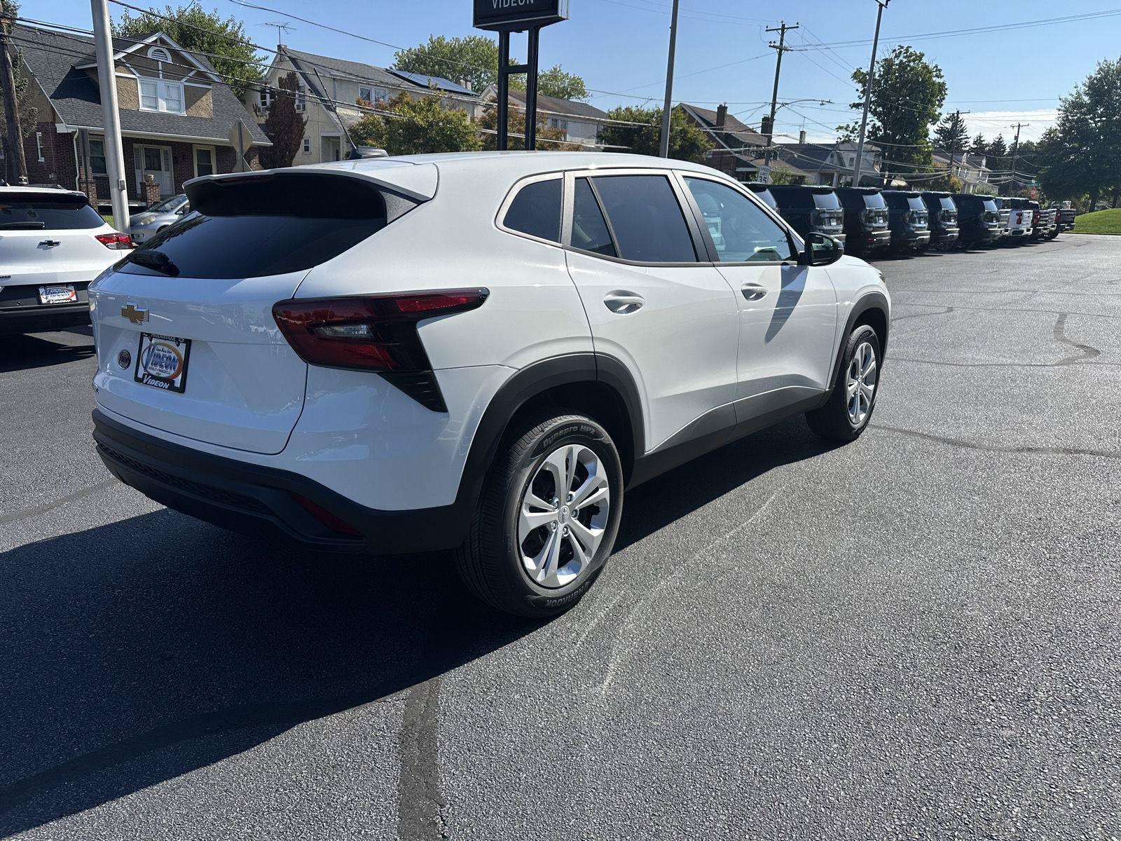 New 2026 Chevrolet Trax LS w/ Driver Confidence Package FWD image 7
