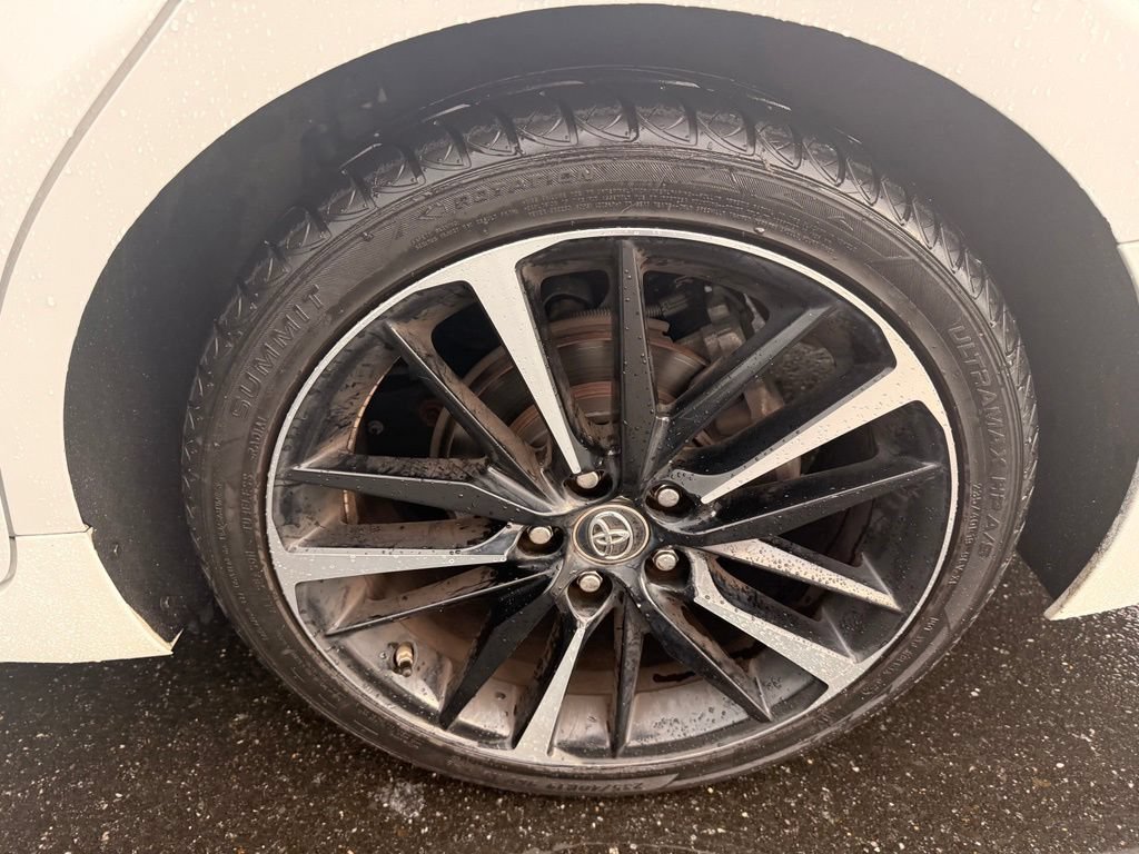 Used 2019 Toyota Camry XSE w/ Navigation Package FWD image 10