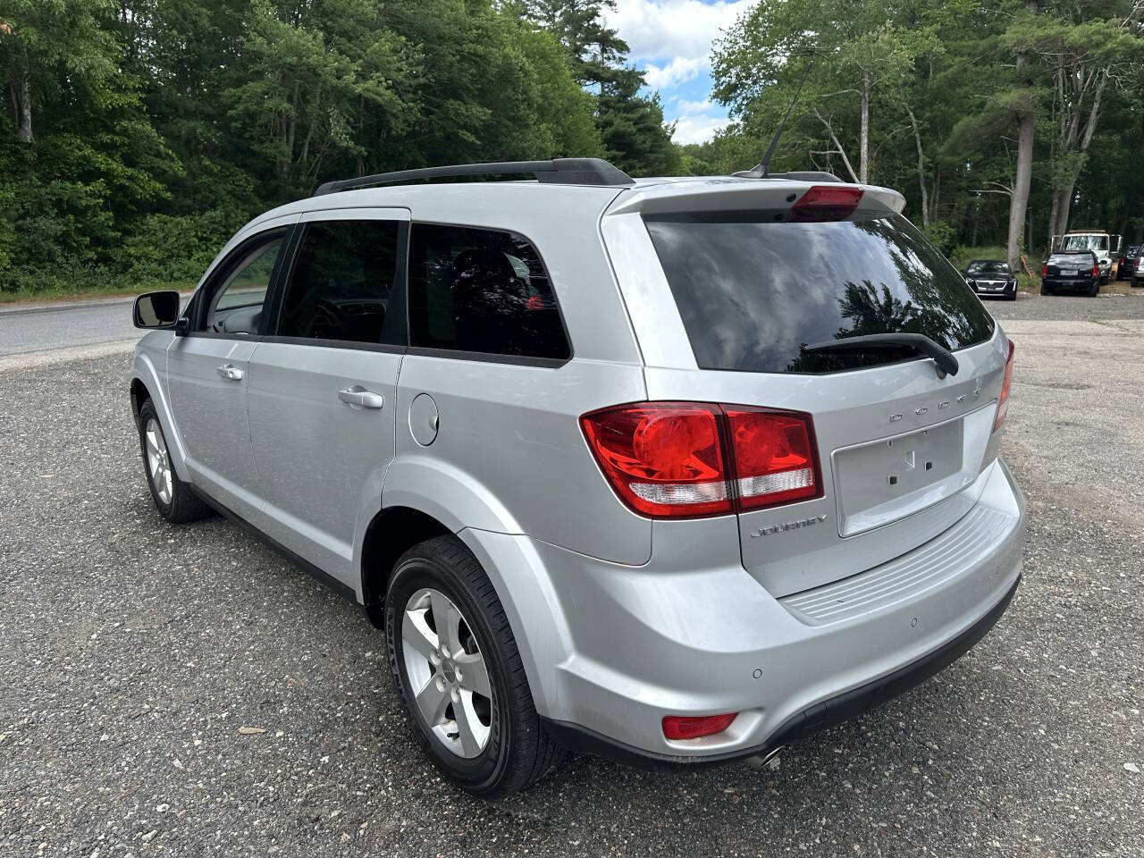 Used 2011 Dodge Journey Mainstreet w/ Safe & Sound Group FWD image 14
