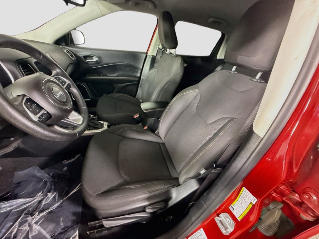Used 2018 Jeep Compass Sport w/ Tech Group AWD/4WD image 23