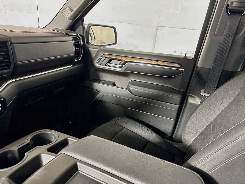 Used 2023 Chevrolet Silverado 1500 LT AWD/4WD image 24