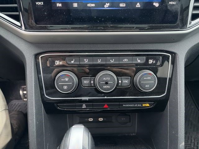 Used 2023 Volkswagen Atlas SEL R-Line image 31