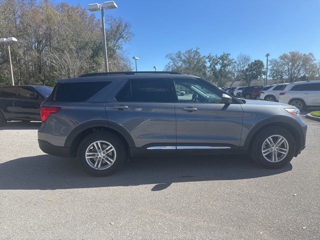 Certified 2022 Ford Explorer XLT w/ Equipment Group 202A image 7