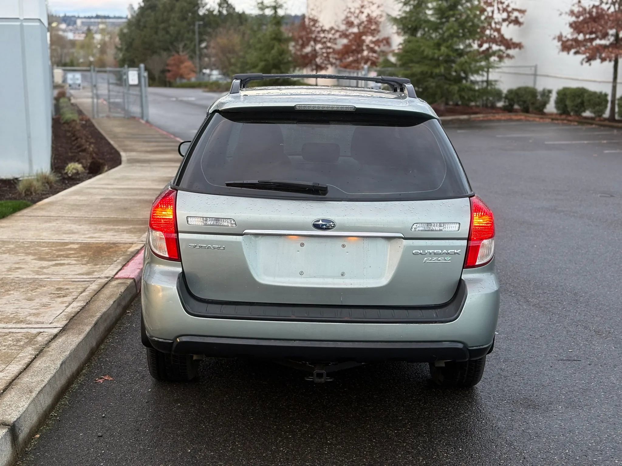 Used 2009 Subaru Outback 2.5i Special Edition image 5
