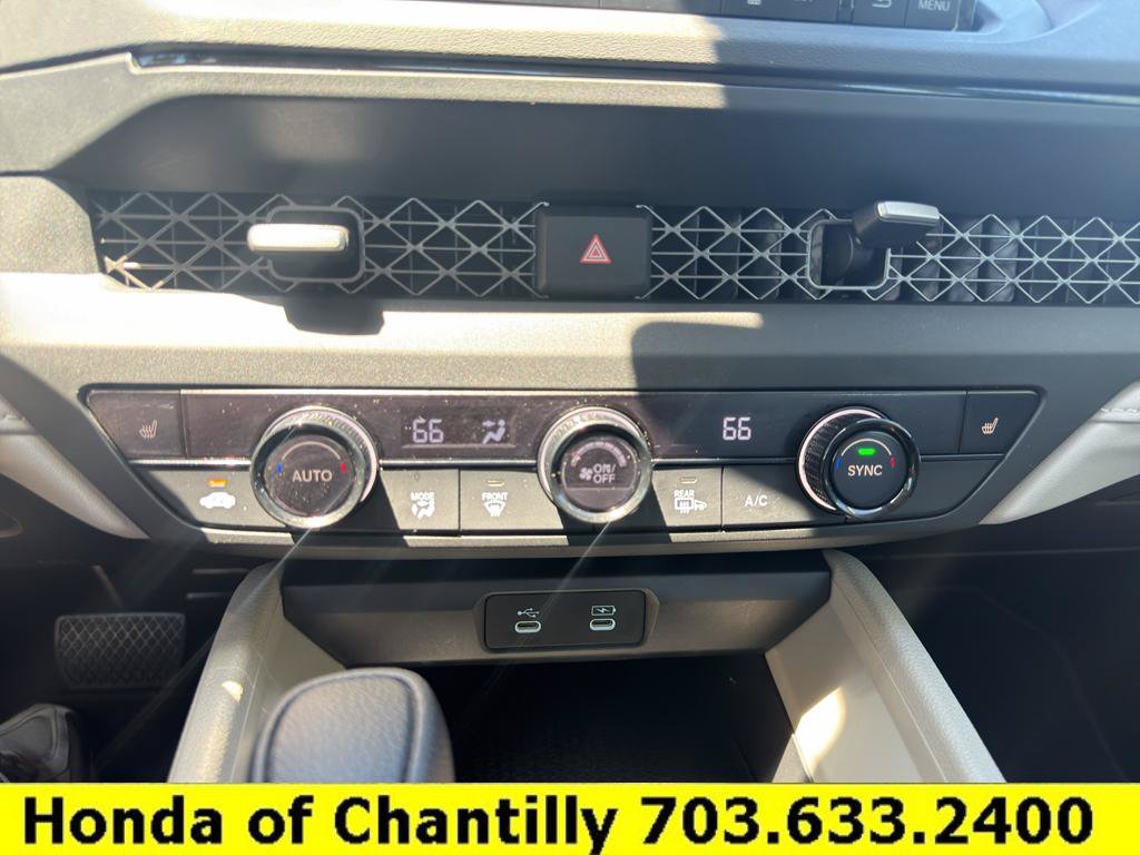 Used 2025 Honda Accord SE image 15