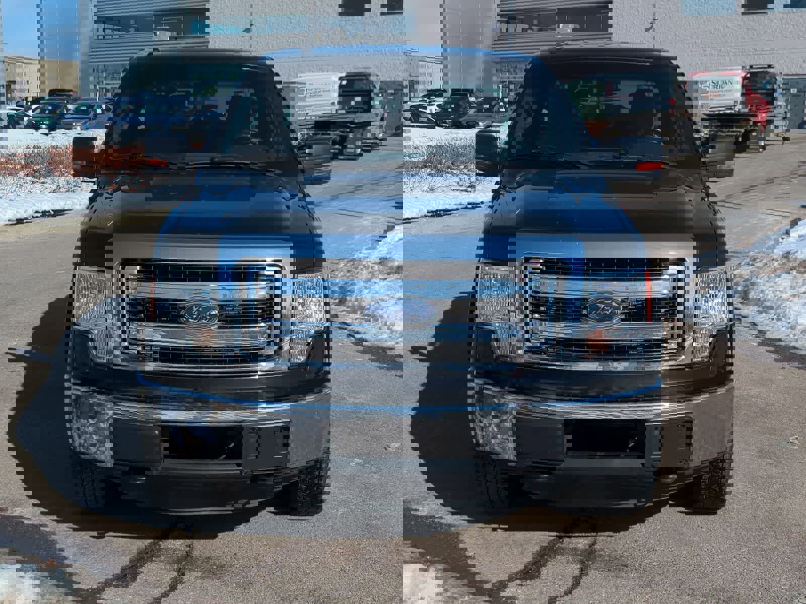 Used 2013 Ford F150 XLT w/ Mid Equipment Group image 3