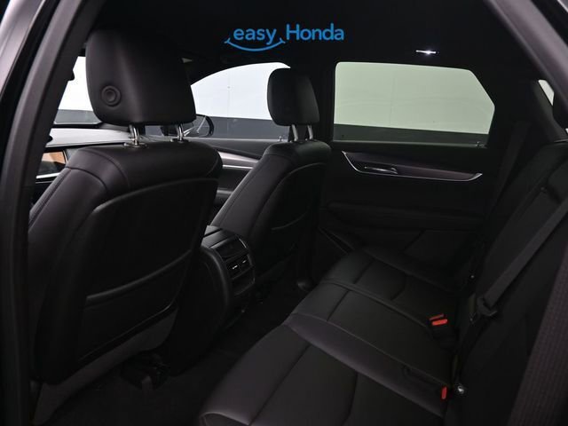 Used 2024 Cadillac XT5 Luxury image 16