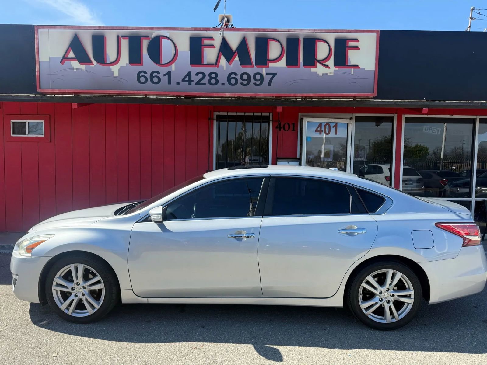 Used 2013 Nissan Altima 3.5 SV FWD image 1