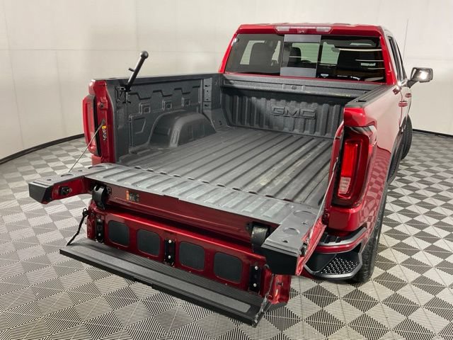 Used 2025 GMC Sierra 1500 AT4 w/ AT4 Premium Package AWD/4WD image 39