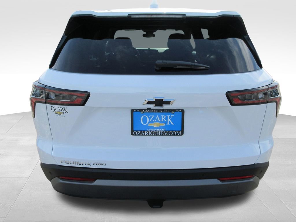 New 2026 Chevrolet Equinox LT w/ LPO, Floor Liner Package AWD/4WD image 4